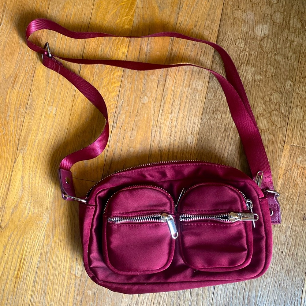 Wild Fable maroon crossbody